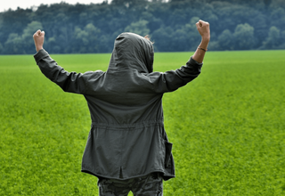 How to Achieve Financial Independence Early in Life